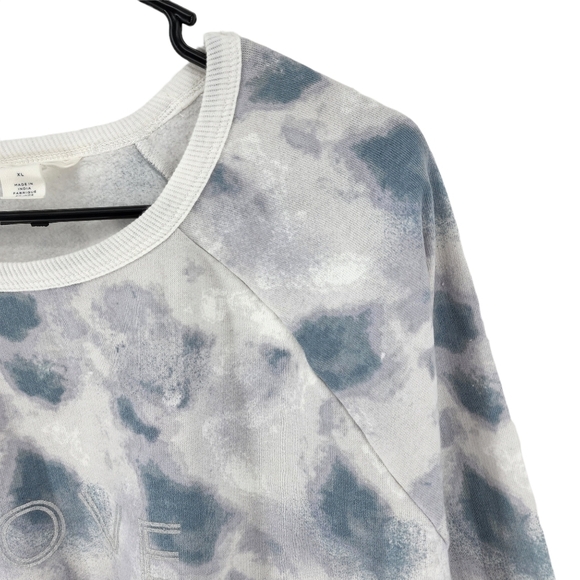 Caslon Women's Love Your Earth Printed Round Neck Long Sleeve Shirt - XL - Picture 2 of 7